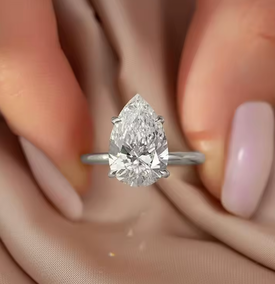 Luxury Water Drop Shape Ring for Women