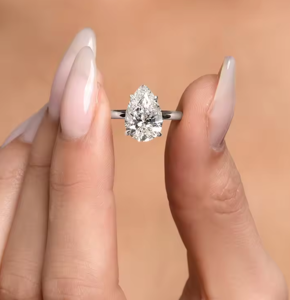 Luxury Water Drop Shape Ring for Women
